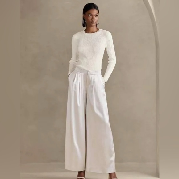 Banana Republic Ribbed Crew Neck Stretch White Long Sleeve Sweater - MED - Picture 3 of 12